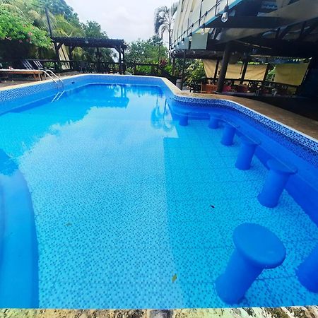 Guava Grove Resort & Villas Sandy Bay Dış mekan fotoğraf