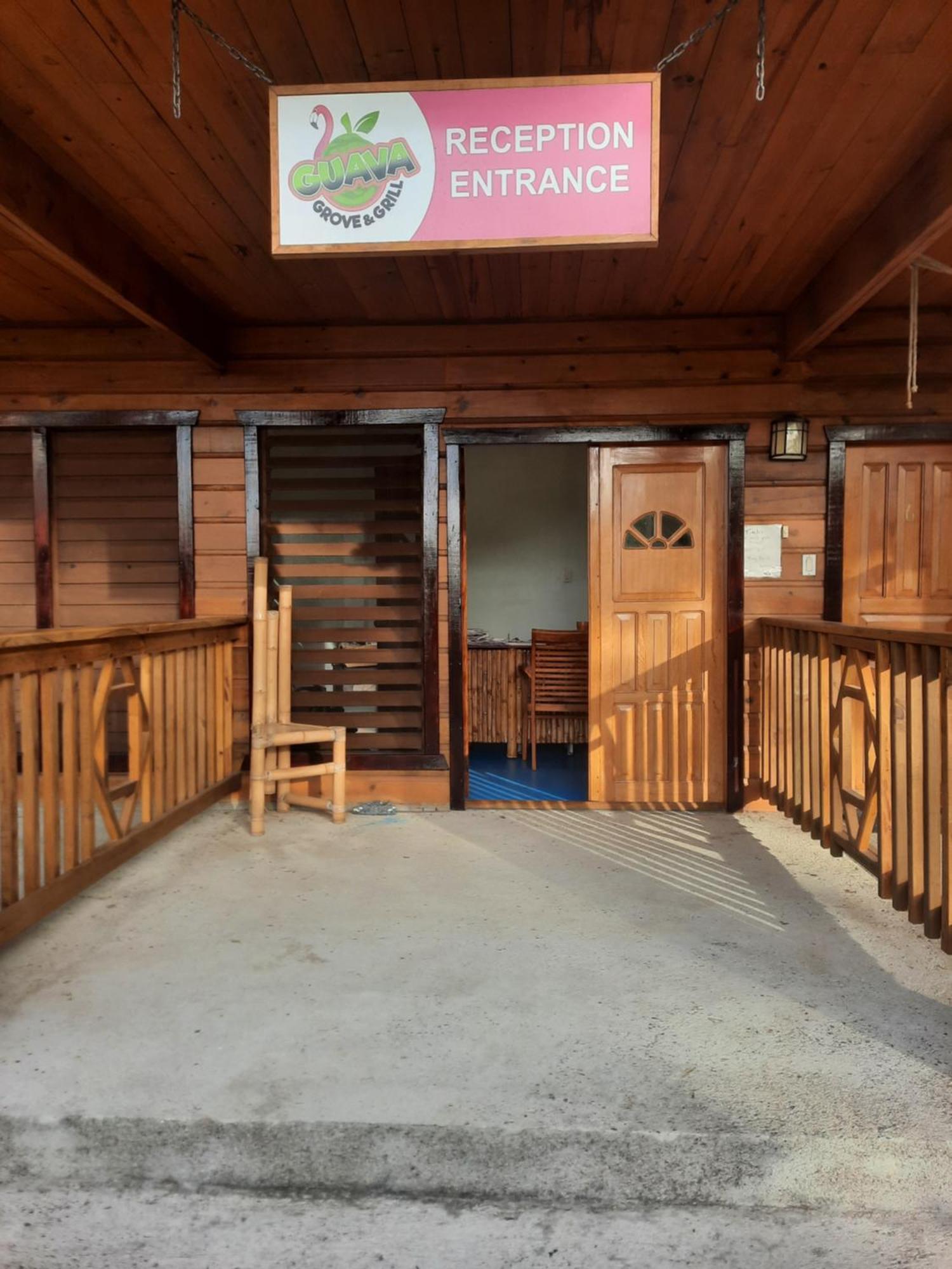 Guava Grove Resort & Villas Sandy Bay Dış mekan fotoğraf