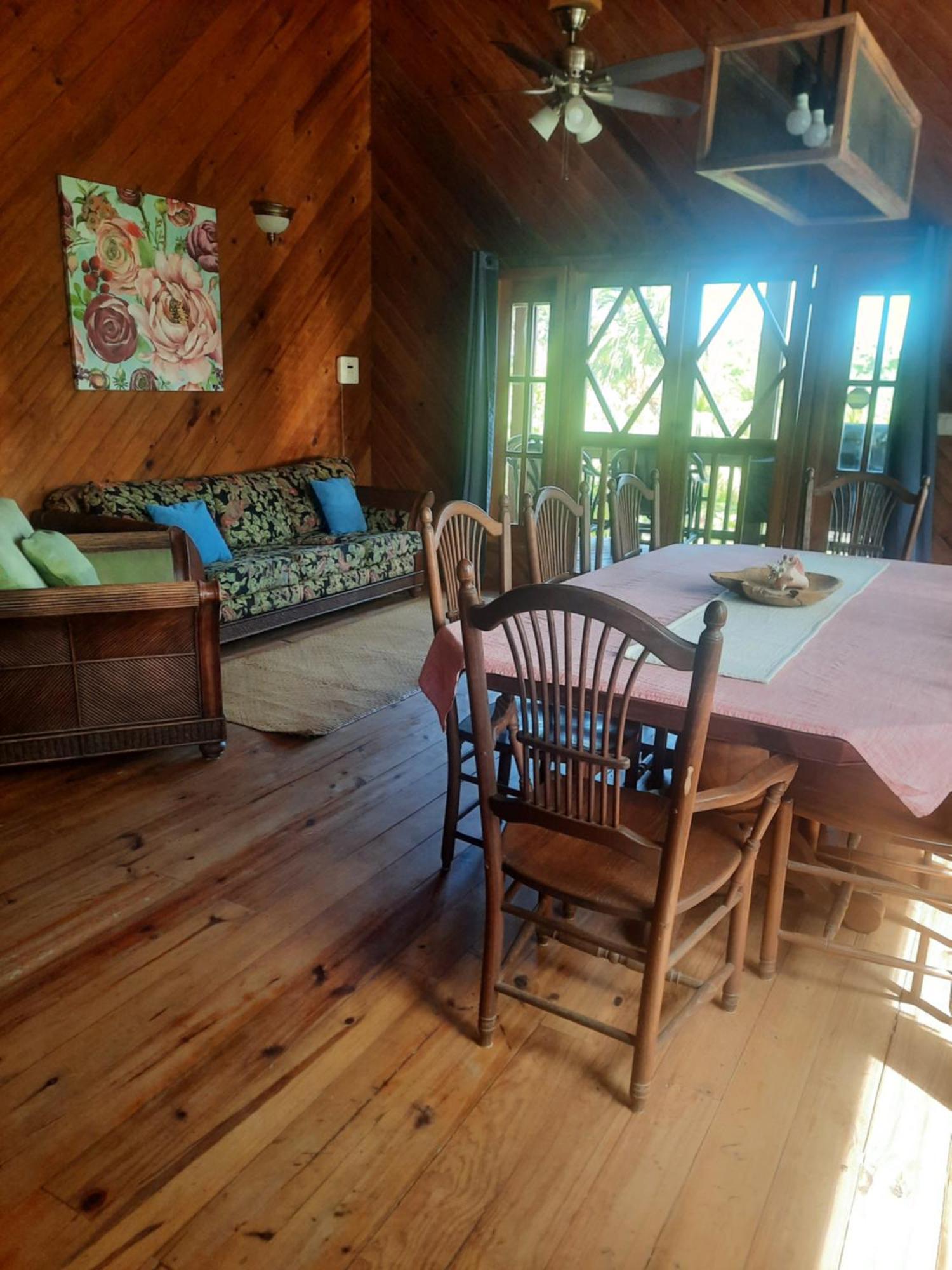 Guava Grove Resort & Villas Sandy Bay Dış mekan fotoğraf
