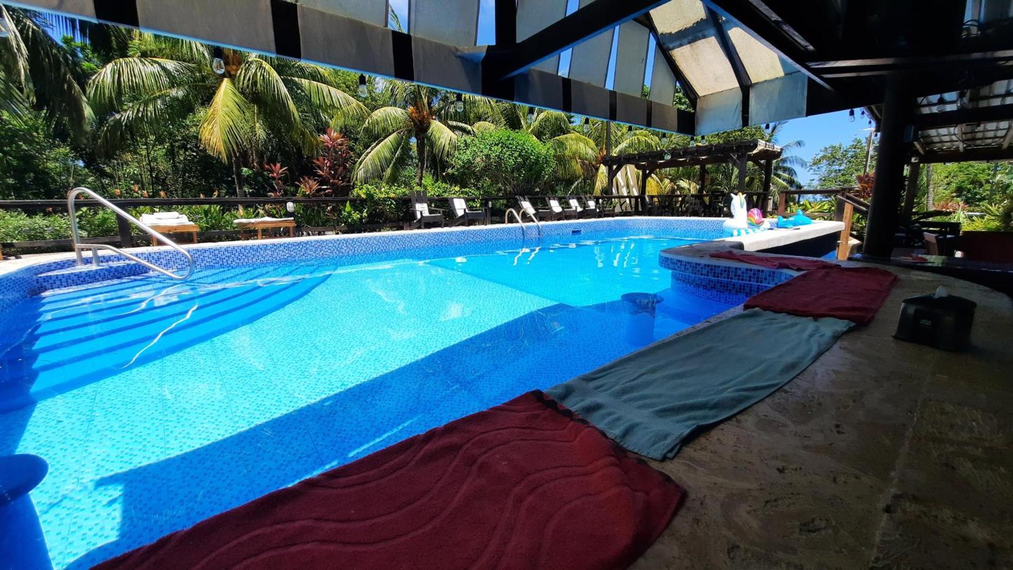 Guava Grove Resort & Villas Sandy Bay Dış mekan fotoğraf